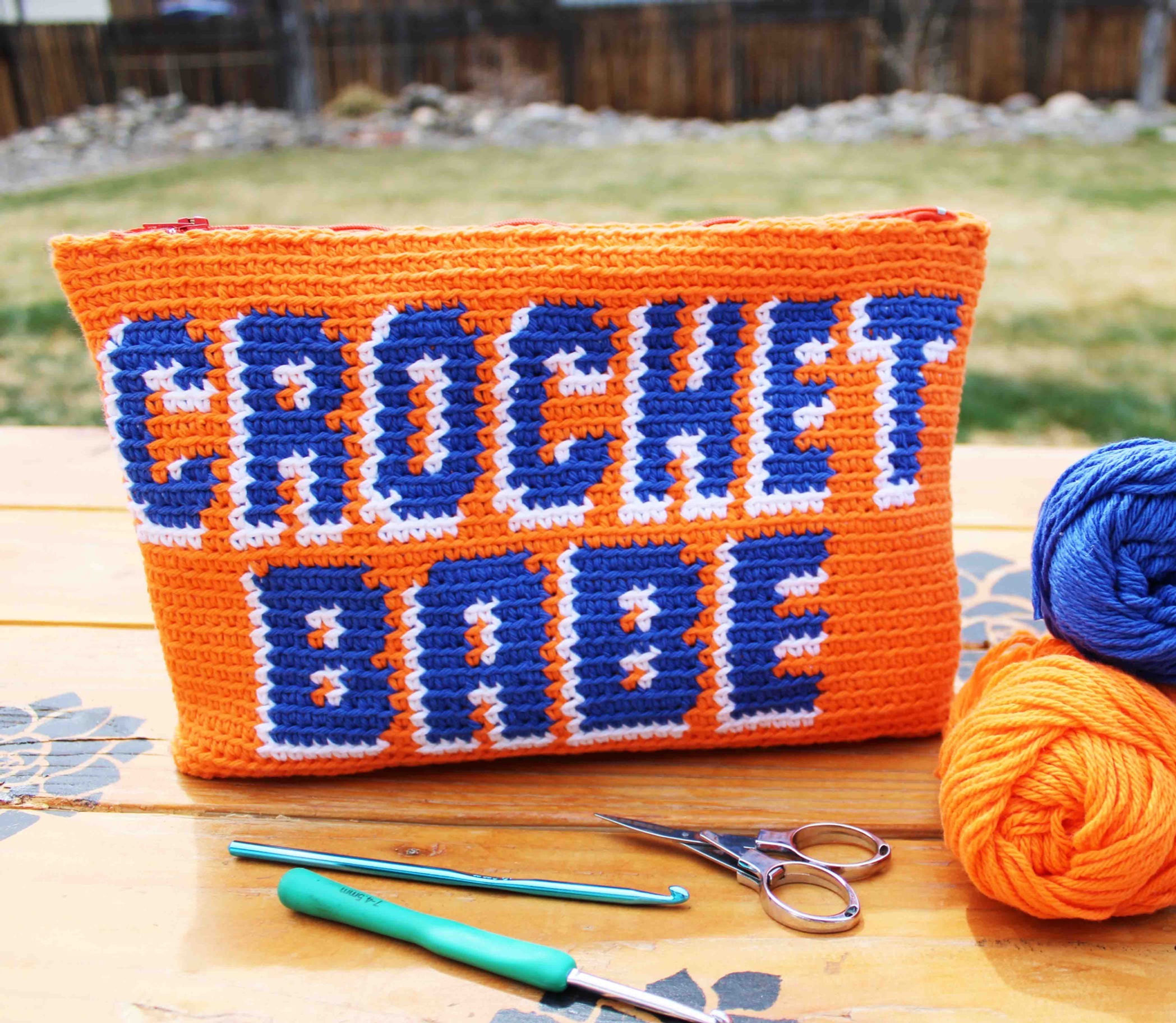 Crochet Babe Tapestry Pouch Pattern
