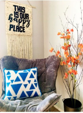Thumbnail: Triangles Bundle Crochet Pillow Pattern