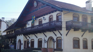 Resolva (quase tudo) sem ir à Prefeitura