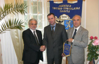 UCEENEWS - GIUGNO 2009 - INCONTRO CON IL PRESIDENTE DELLA CCIAA DI LVIV.