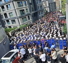 CHP İstanbul İl Örgütü'ne polis operasyonu