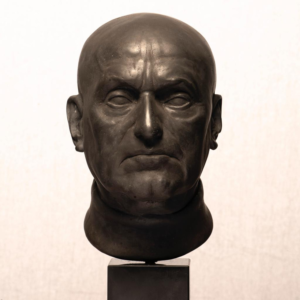 Arno frontaal.jpeg