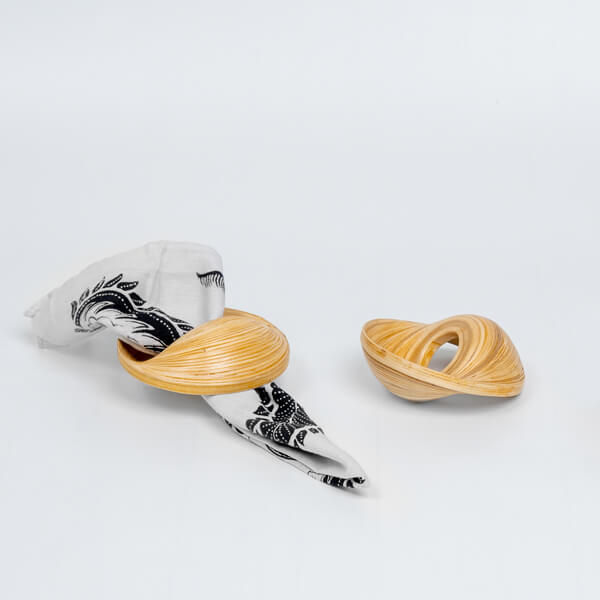 Thumbnail: Napkin Ring With Box - Rond De Serviette Avec Boîte