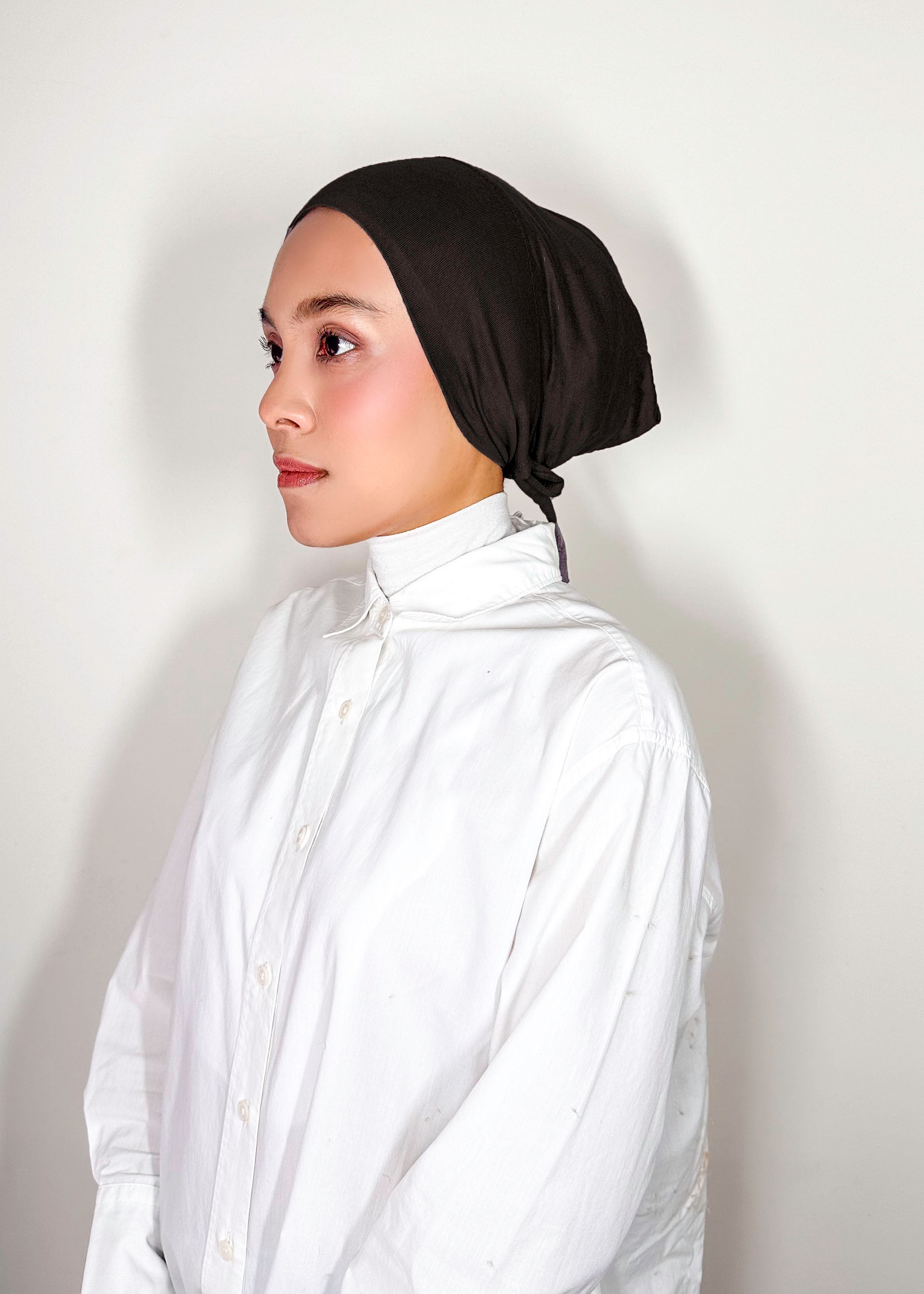 BLACK Gabrielle Adjustable and Stretchable Inner