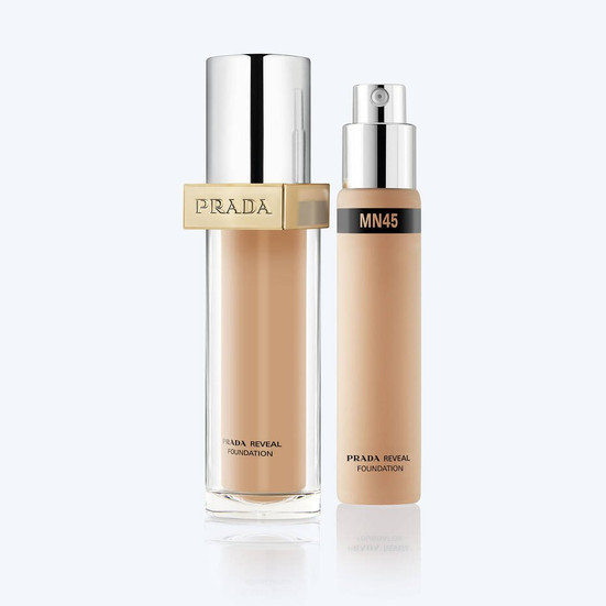 Reveal Skin Optimizing Foundation, na tonalidade NW45