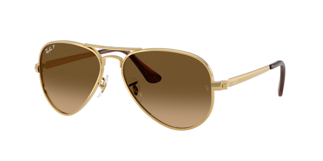 Ray-Ban via Sunglass Hut (preço sob consulta)