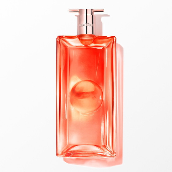 Lancôme Idole Peach N’ Roses EDP (25 ml PVPR: 75€ | 50 ml PVPR: 120,75€ | 100 ml PVPR: 160€)