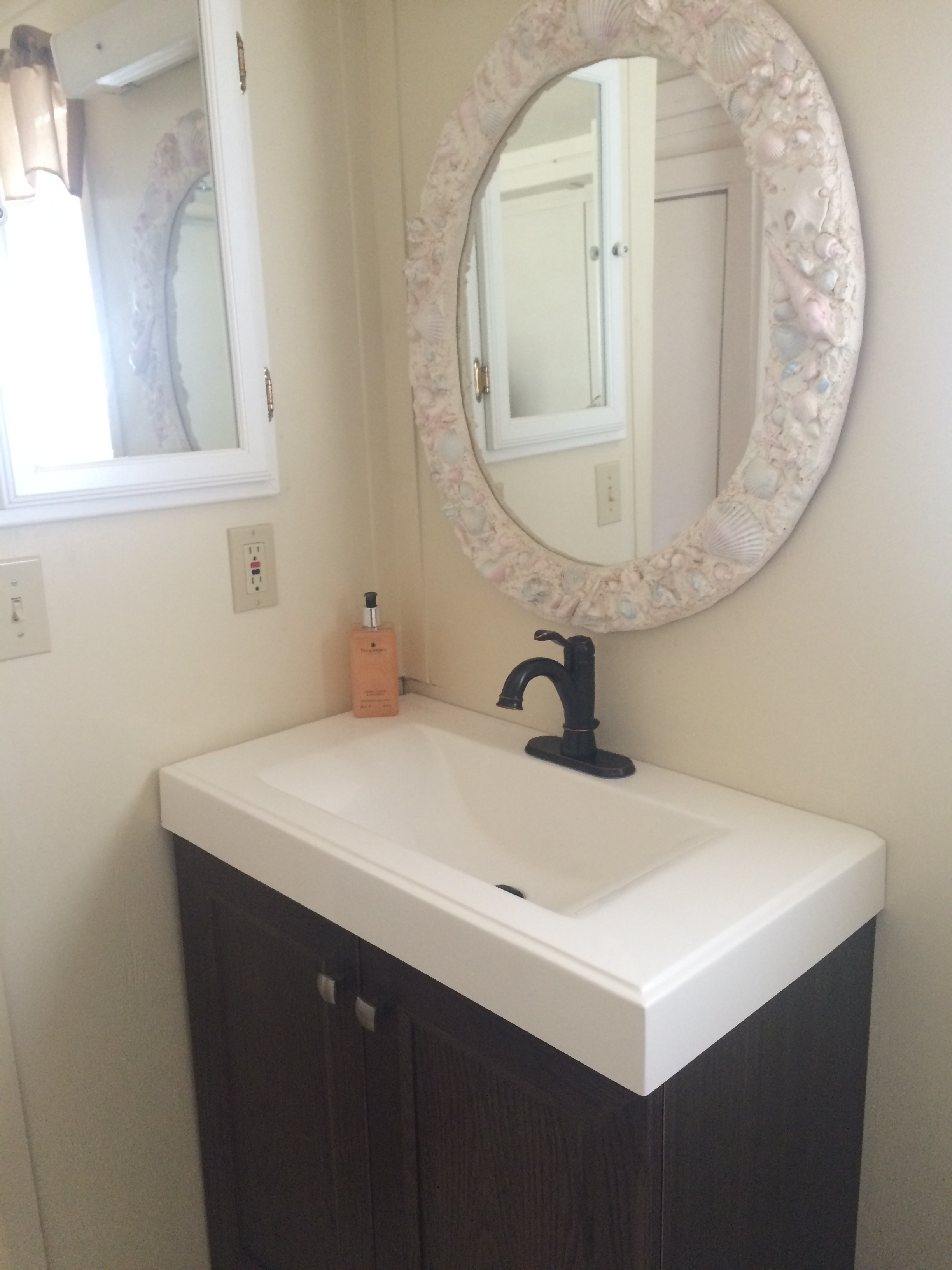 2nd Bathroom, Carriage House
