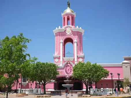 Documentary of the Week: ¡Casa Bonita Mi Amor! (2024)