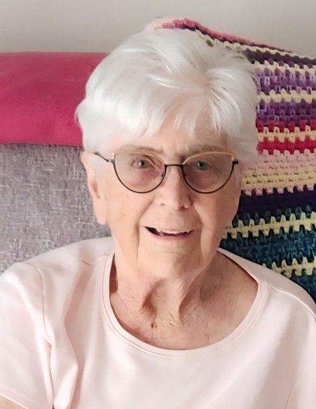 Obituary for Delores Ann (Bennett) VanAmburg