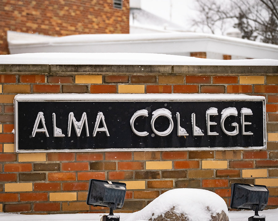 Two PHS Alums named to Alma College Fall 2022 Dean's List