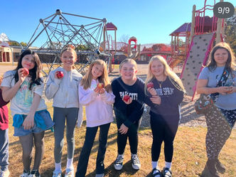 Westwood Elementary Joins Thousands for Michigan Apple Crunch Day