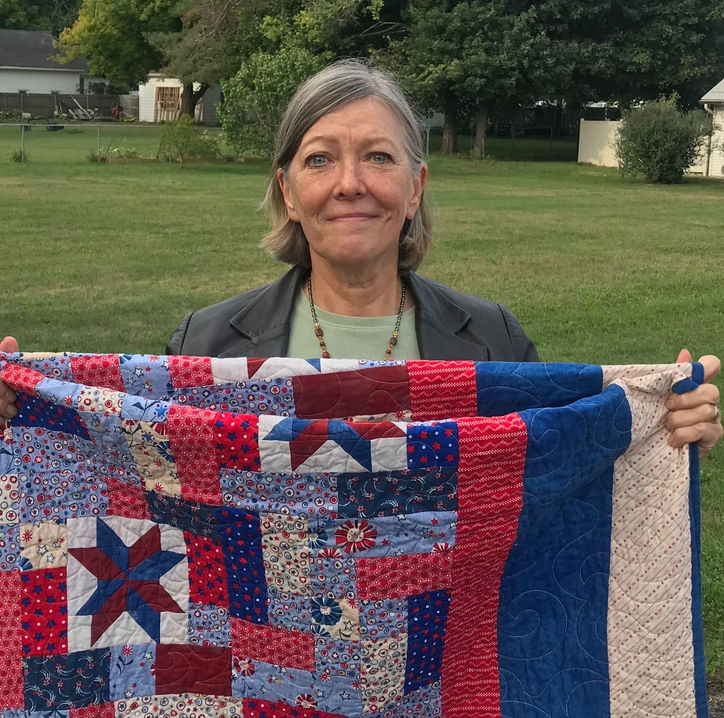 Portland Area Veterans Honored by Harmony Quilters at VFW Post 4090