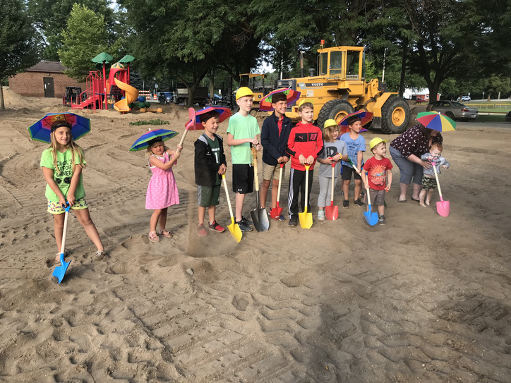 Toan Park Splash Pad Project Breaks Ground
