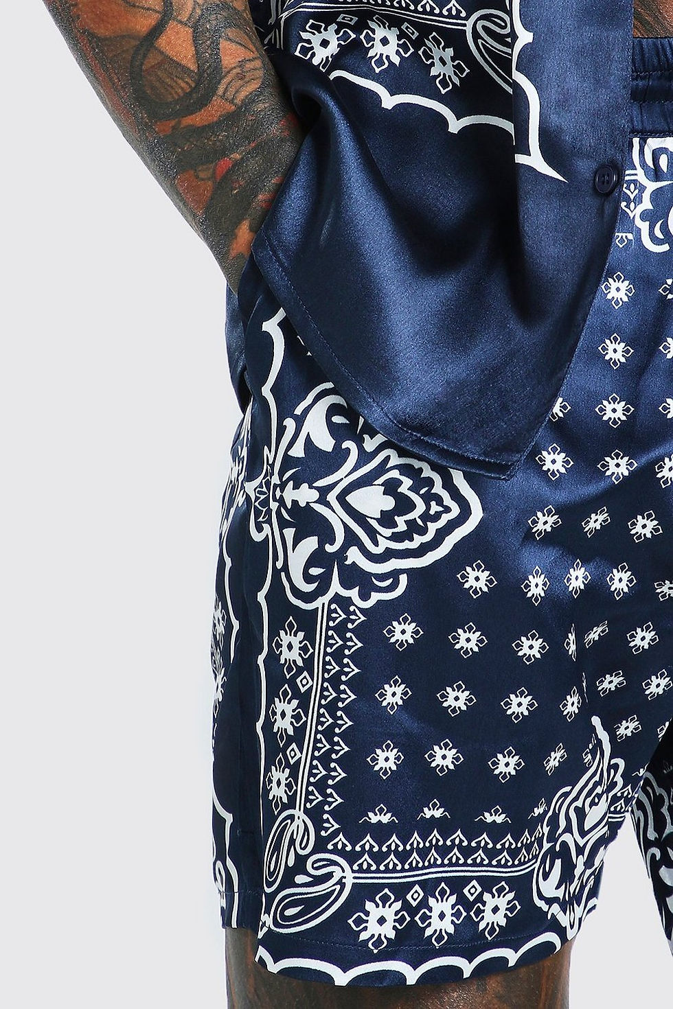 Thumbnail: Floral Hawaiian Shirt and Shorts Summer Beachwear Set