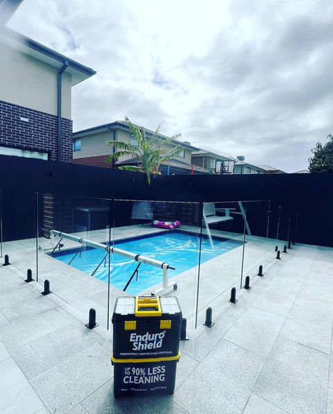 Pool fence maintenance