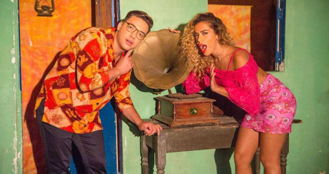 Wesley Safadão e Anitta lançam clipe gravado no Nordeste