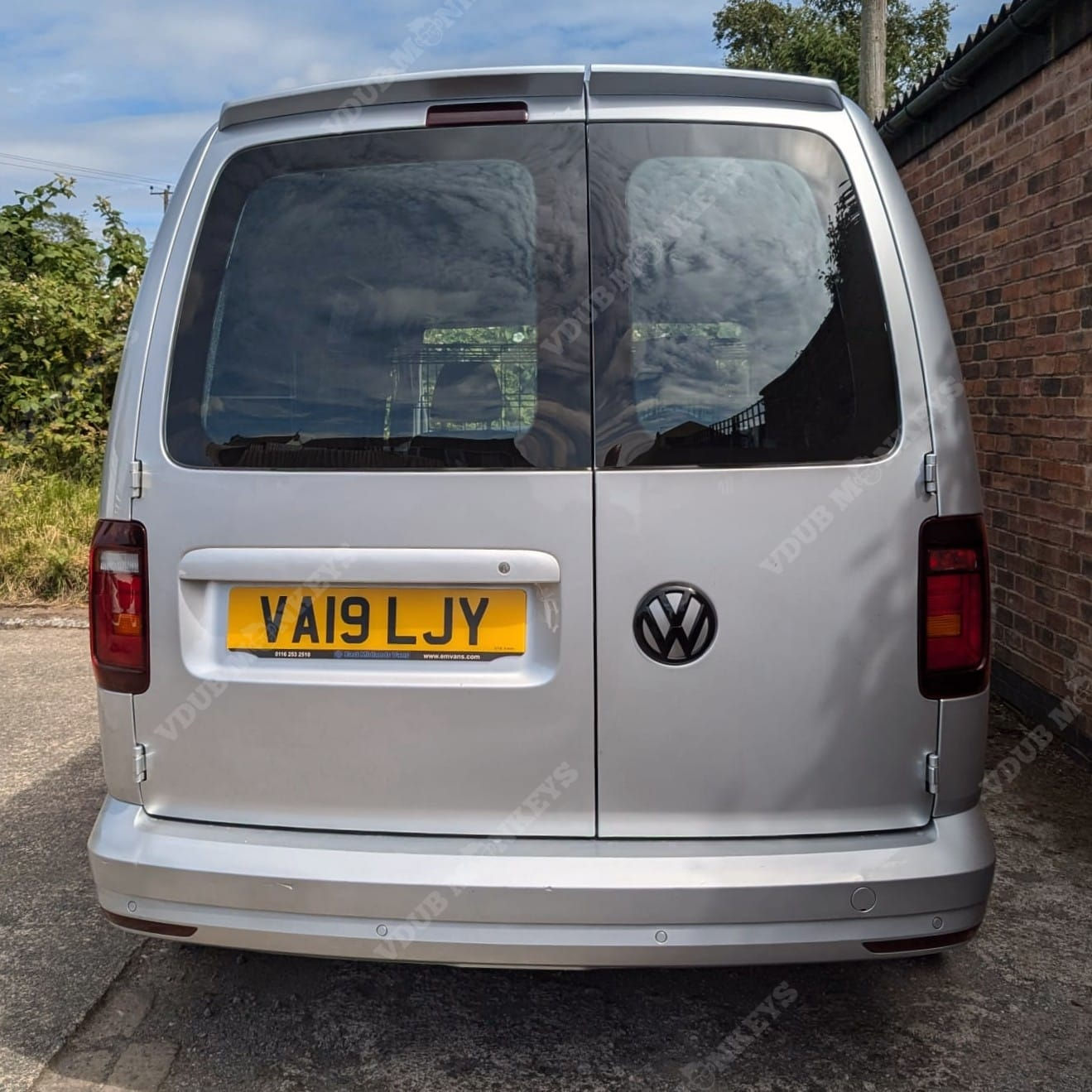 VW CADDY MK4 COMPLETE SMOKED REAR LIGHT PACKAGE