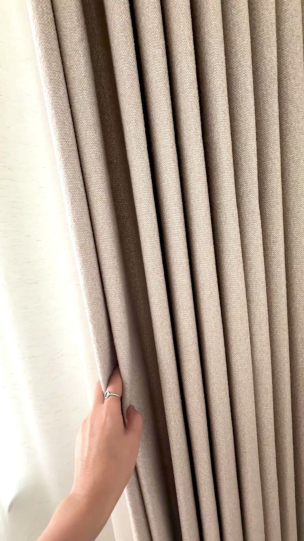 Thumbnail: 2 layer sheer and Drapes,2 panels sheer,2 panels drape,black wall track.