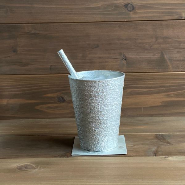 サムネイル： 氷の冷たさが唇に伝わる模様を入れた　straw　〜雪華〜