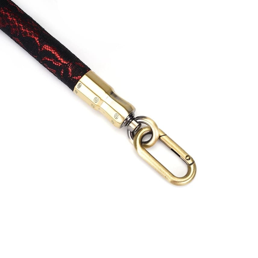 Victorian Garden Lace Spreader Bar, Vegan-Friendly closeup of clasp