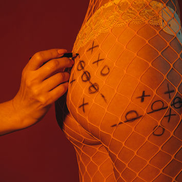 Considering Polyamory? Start Here!