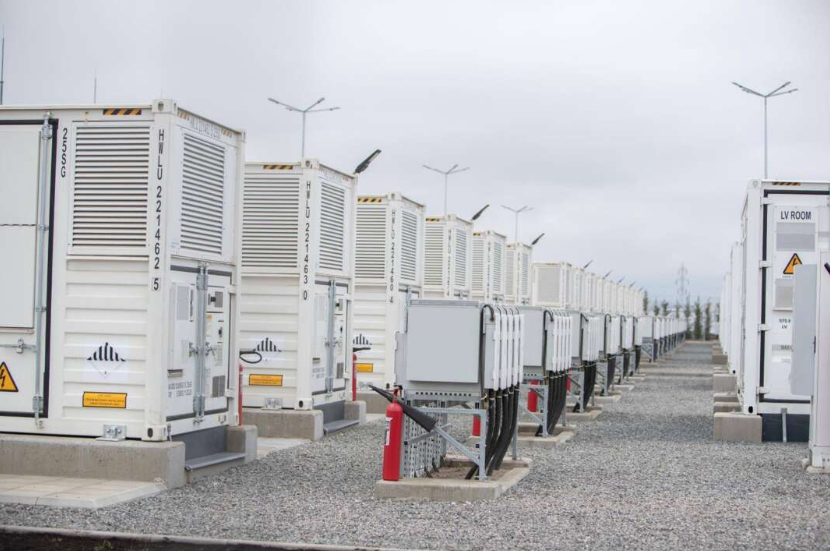 Romania commissions the largest 400 MWh battery storage project to date