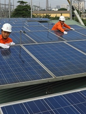 Vietnam Confronts Key Challenges in Rooftop Solar Expansion
