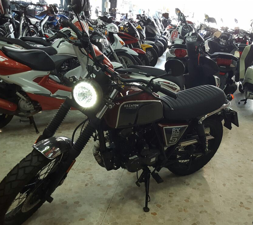 BRIXTON 125 cc