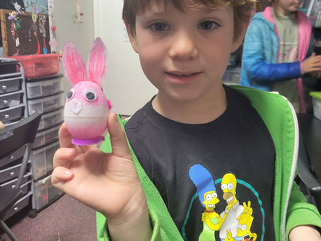 🐰🥚🐷 Let's hop into Easter with some egg-citing creativity! 🐣🎨