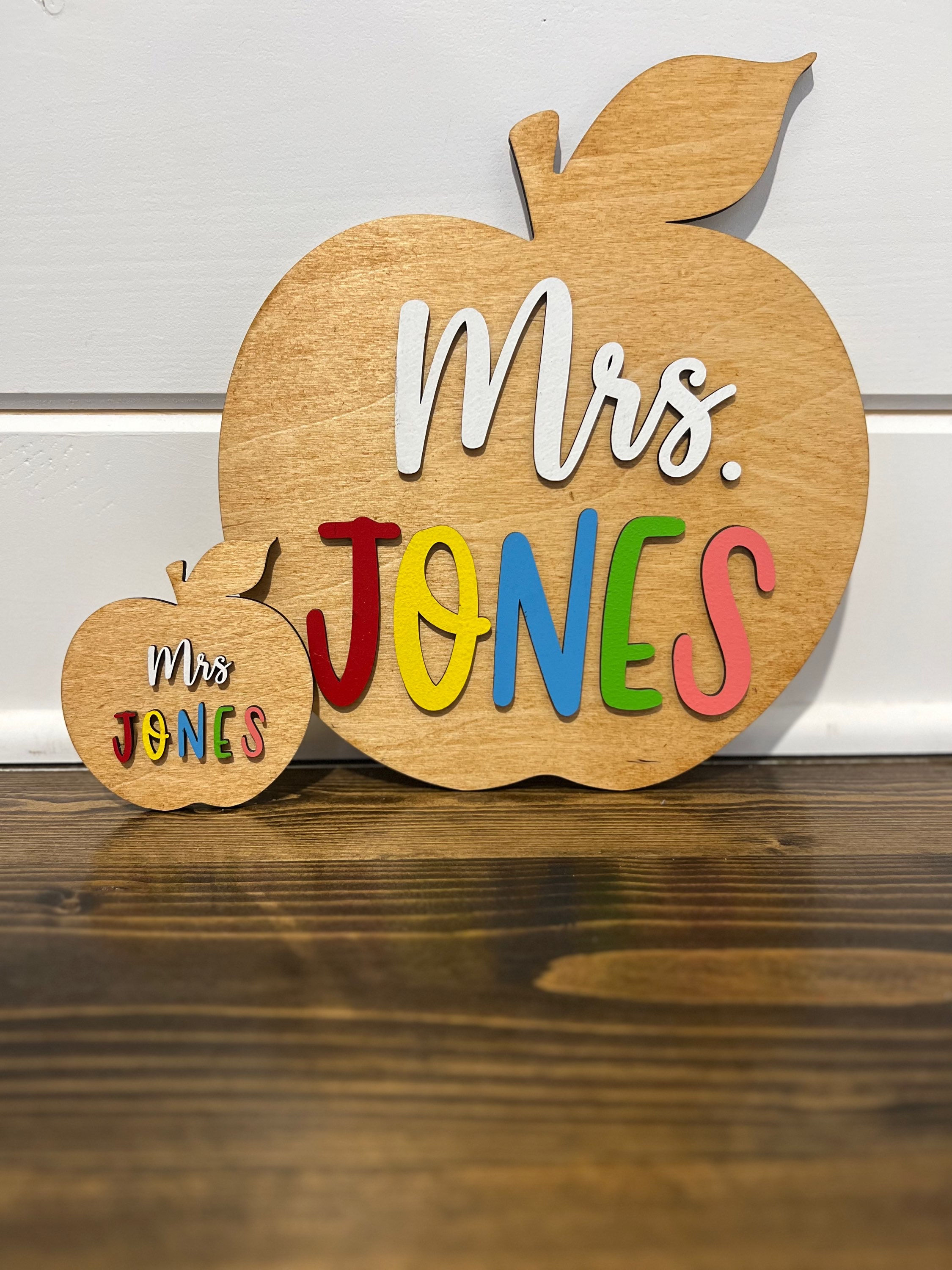 Teacher apple name signs 