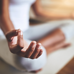 Séance de yoga doux et méditatif pour tous les niveaux à Paris 12.