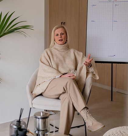 Dr. Inge Wouters in een één-opéén coaching ter preventie van burn out