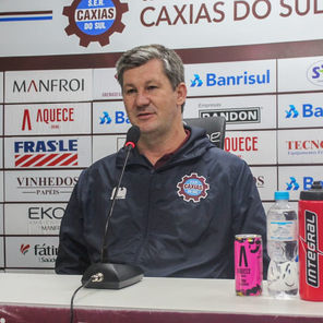 Caxias desliga gerente de futebol