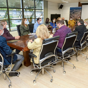 Prefeito assina decreto que estabelece locais para o funcionamento do comércio ambulante