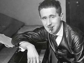 Bertolt BRECHT'le İlgili Bilmediklerimiz