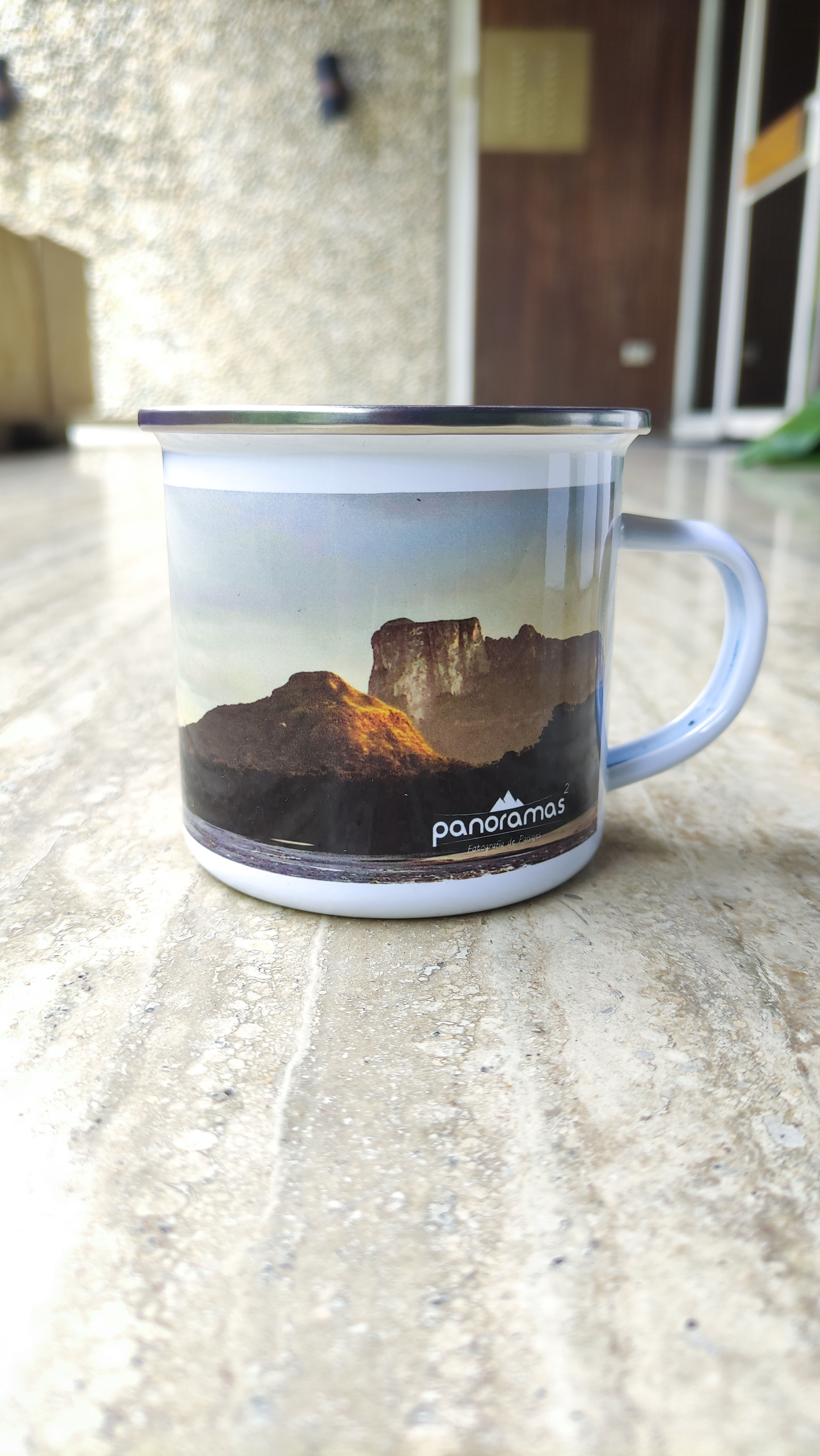 Tazas con fotografías de paisajes venezolanos