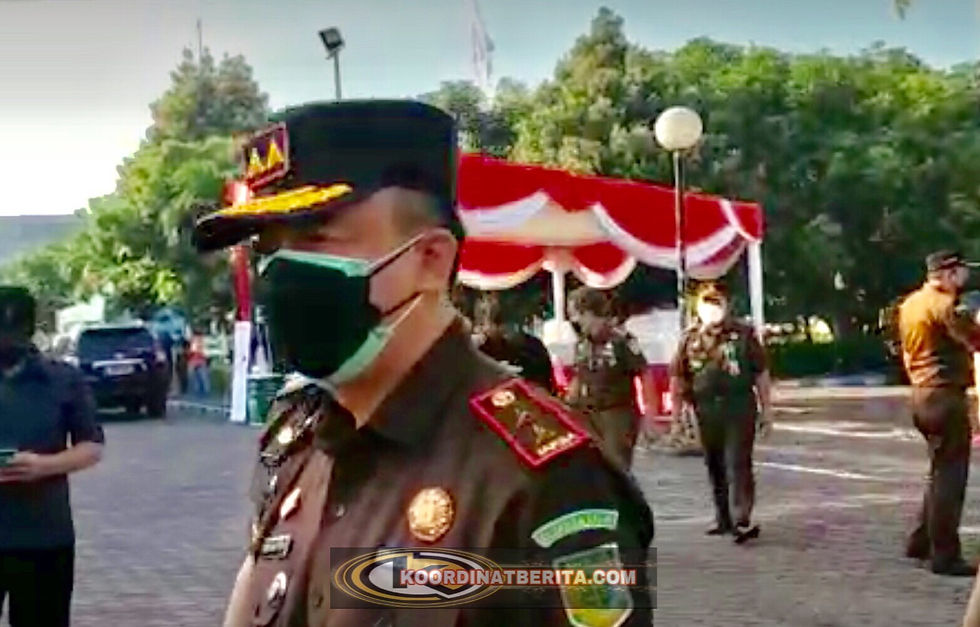 Dalam rangka menyambut peringatan Hari Bhakti Adhyaksa ke-61 (HBA) dan Hari Ulang Tahun Ikatan Adhyaksa Dharmakarini (IAD) ke-21, Kejaksaan Tinggi Jatim beserta dua Kejaksaan Negeri di Surabaya, menggelar vaksinasi massal gratis, pada Selasa (13/7).