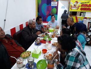 Reoni Temu Kangen SMP PATIUNUS Surabaya Penuh Kemeriaan.