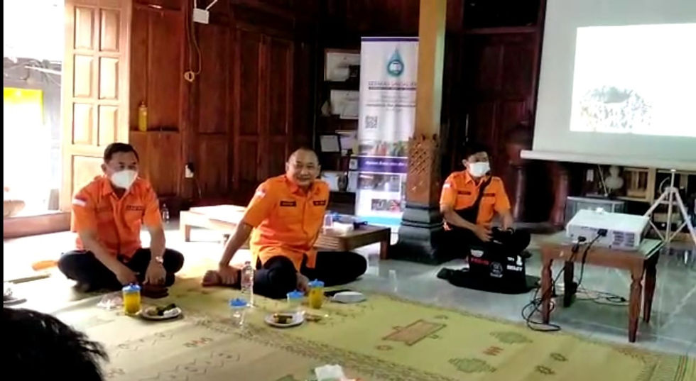 BPBD Jatim mengirimkan sepuluh perwakilan Kepala desa ke Sekolah Air Hujan, Sleman, Yogyakarta.(Foto: Ayul)