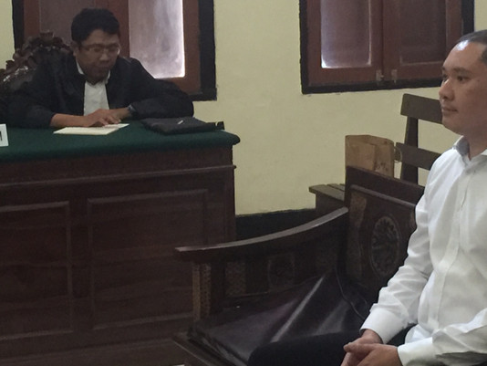 Hakim PN Surabaya Putus 2 Bulan Penjara Terhadap Royce Muljanto