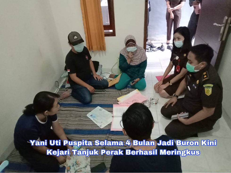 Penangkapan di saksikan langsung olek ibu Mila ketua RT 5 RW 03 Banyu urip Kec Sawahan dengan tetap menerapakan protokol kesehatan.