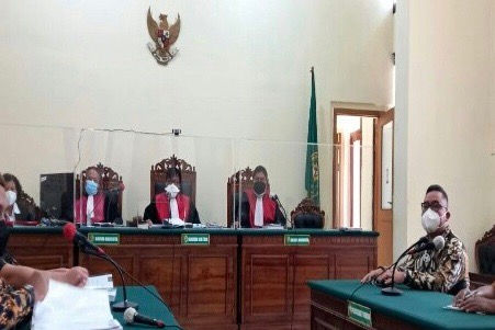 Suasan Sidang Tergugat Isteri Bos Rokok Ternama, Lanjut Dipersidangan atas Perkara PMH