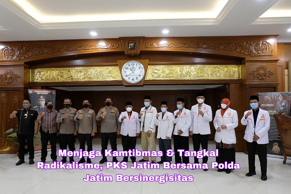 Rombongan Silaturahim Kebangsaan PKS Jatim diterima oleh Wakapolda dan jajaran pejabat utama di Gedung Tribrata lantai II, Mapolda Jatim. (Foto: Ayul)