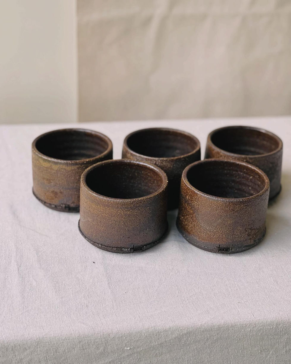 Thumbnail: Mug - rough warm brown 