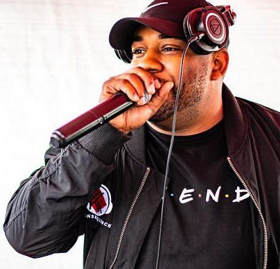 DJ Konsequence Photo DJ'ing at a University event in Michigan for VP DJs