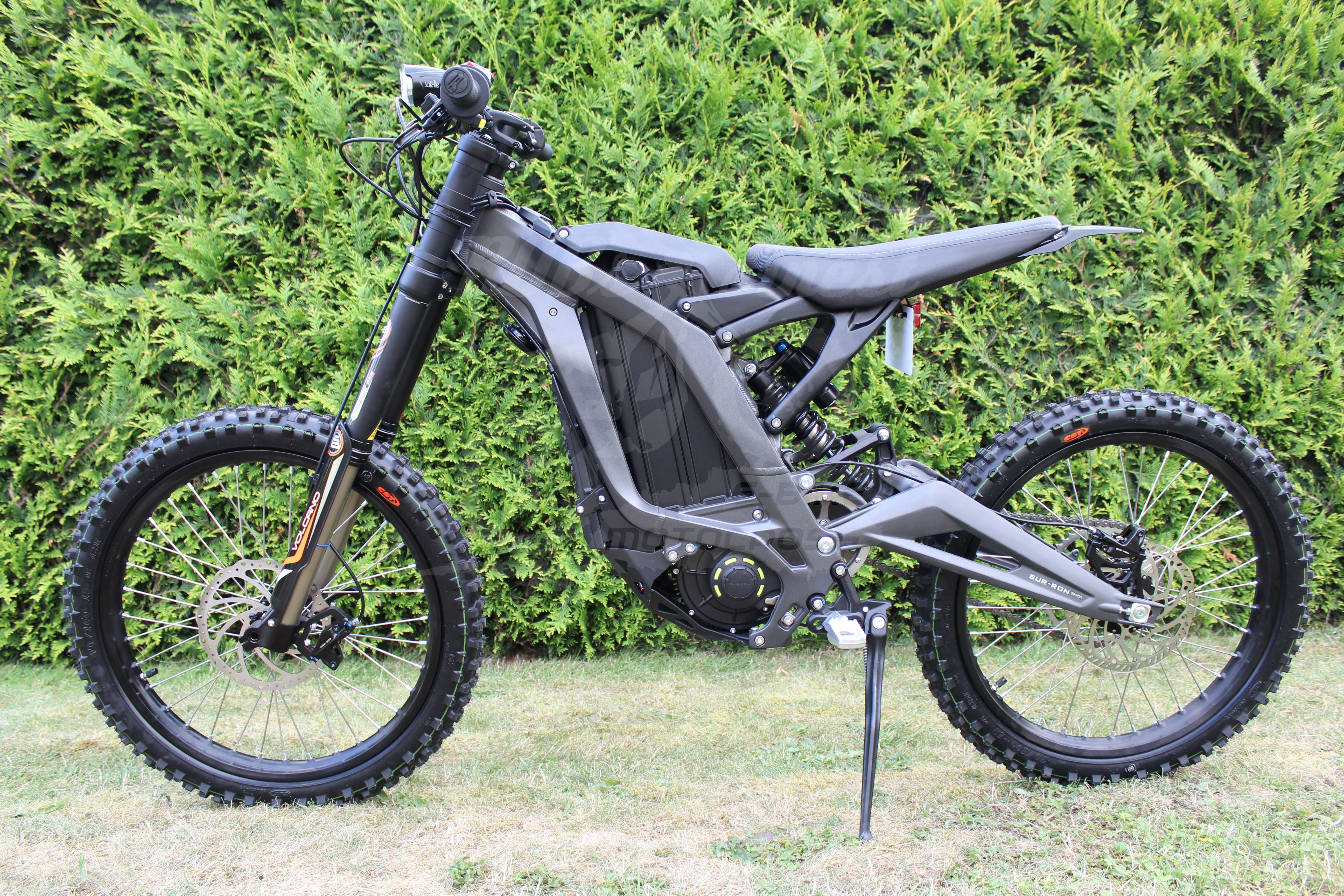 SUR-RON LightBee - Strong Front Suspensions