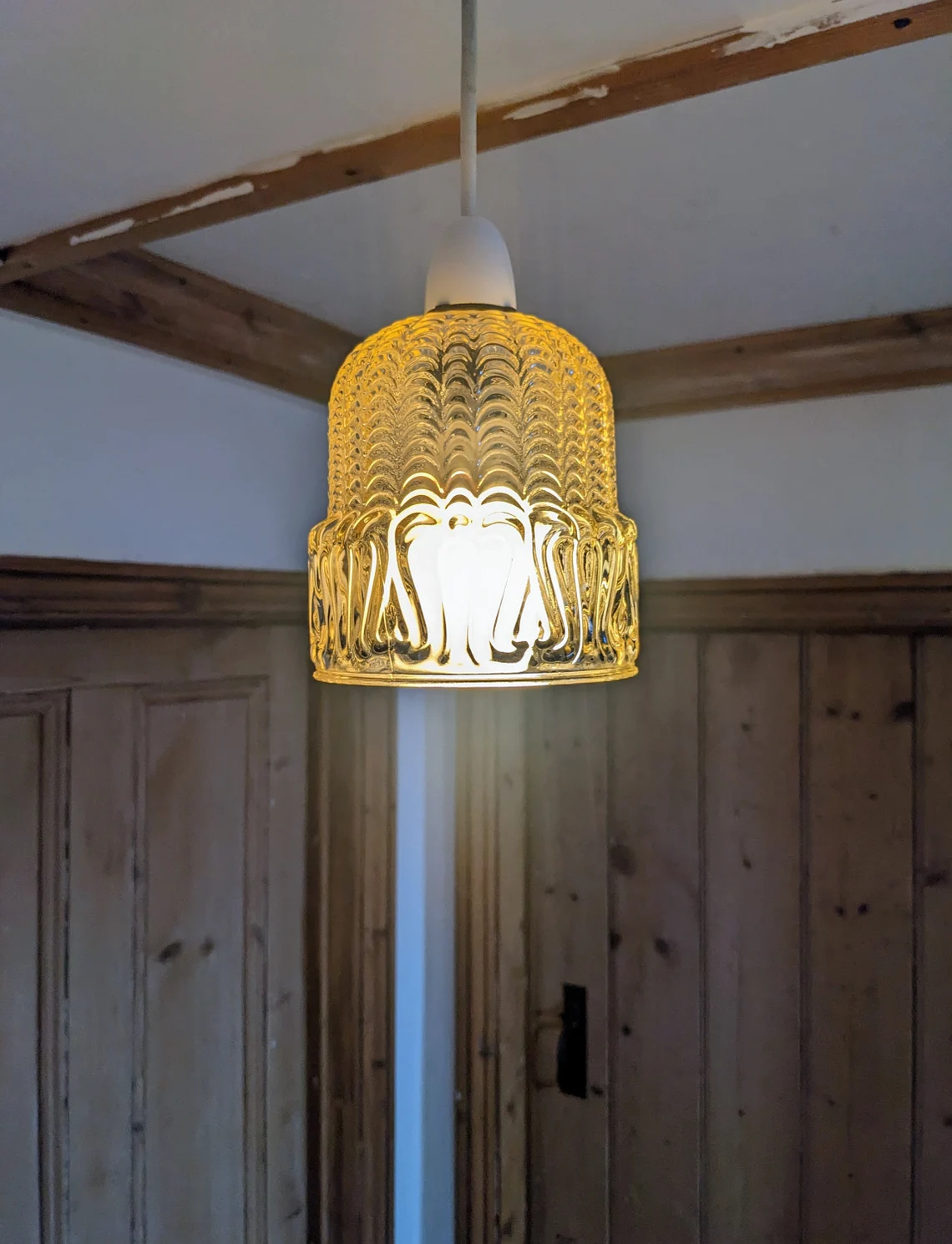 Circa 1920s small iridescent glass Art Deco pendant light shade