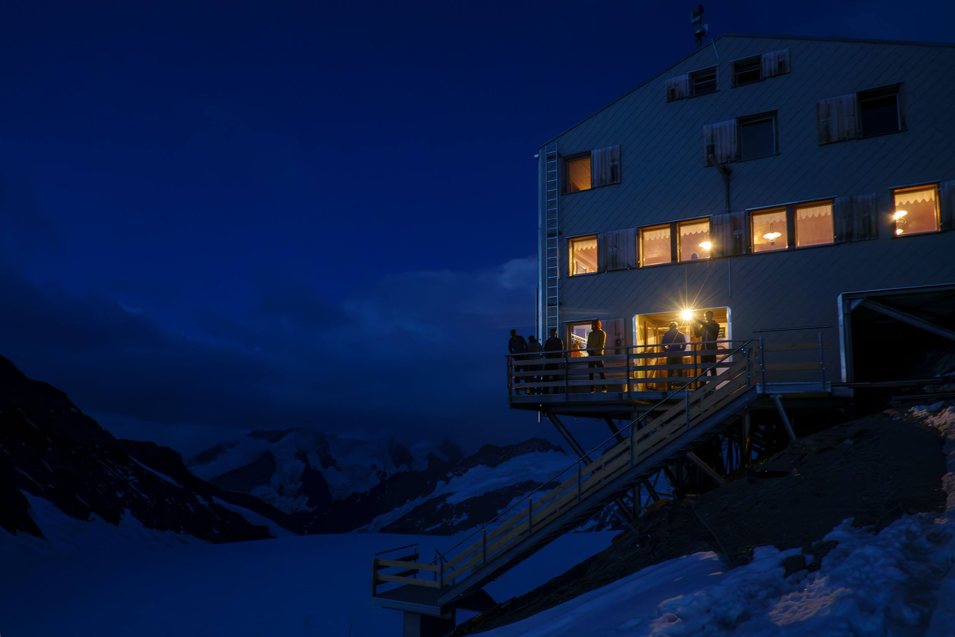 Morgenstimmung in der Mönchsjochhütte 
