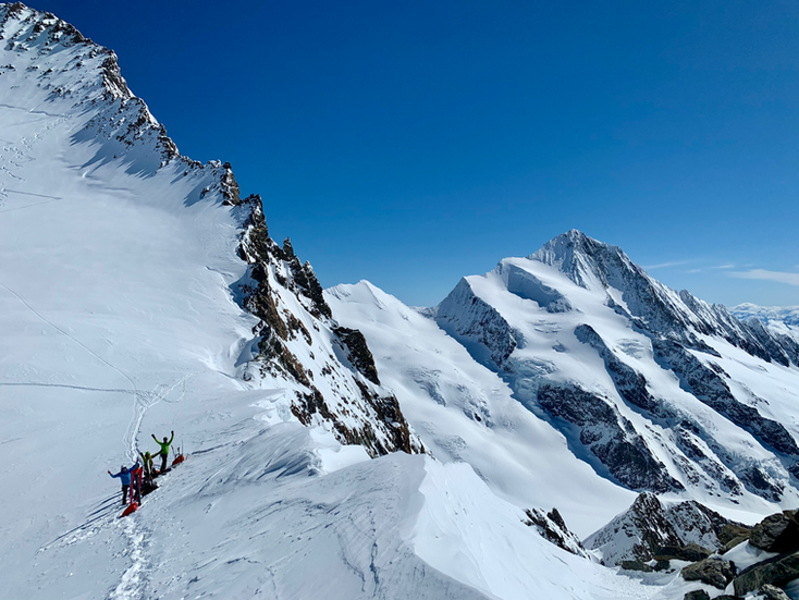 Blick zum Finsteraarhorn